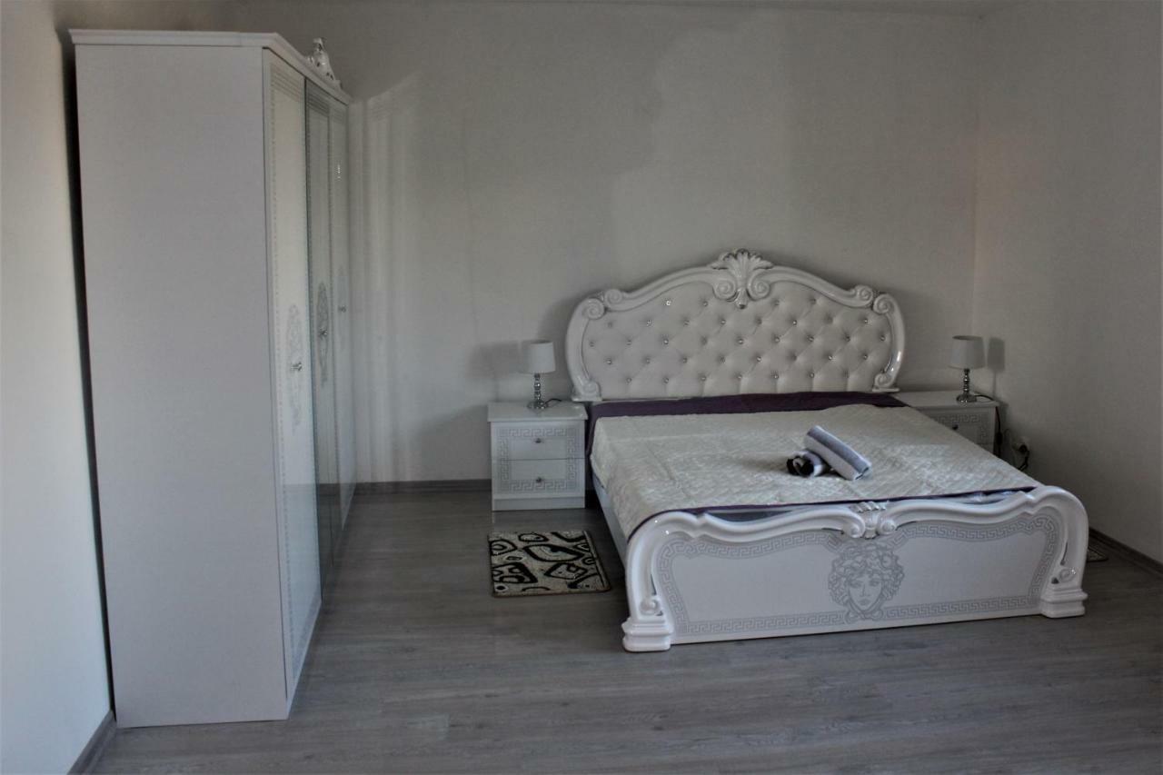 Hotel Chio Vazec Luaran gambar