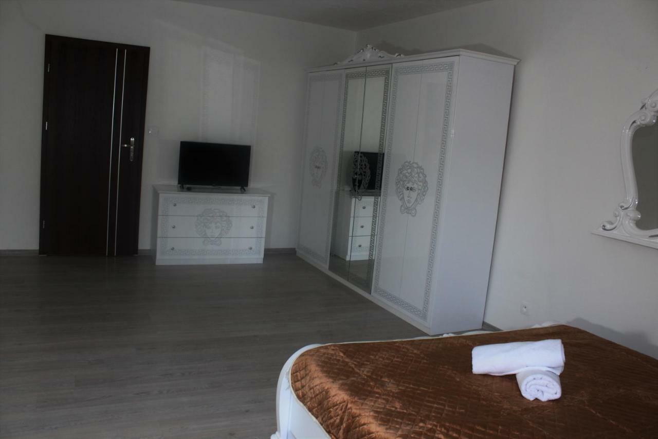 Hotel Chio Vazec Luaran gambar